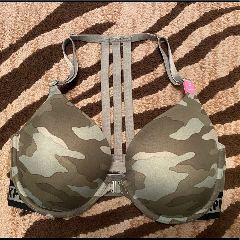 BNWT Victoria’s Secret 34DD Push-Up Bra